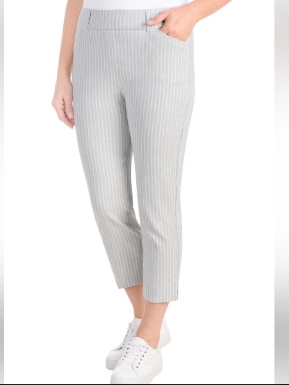 ☀️NWT Hilary Radley Pull On Capri Pants Tummy Control Grey and White Stripe Size